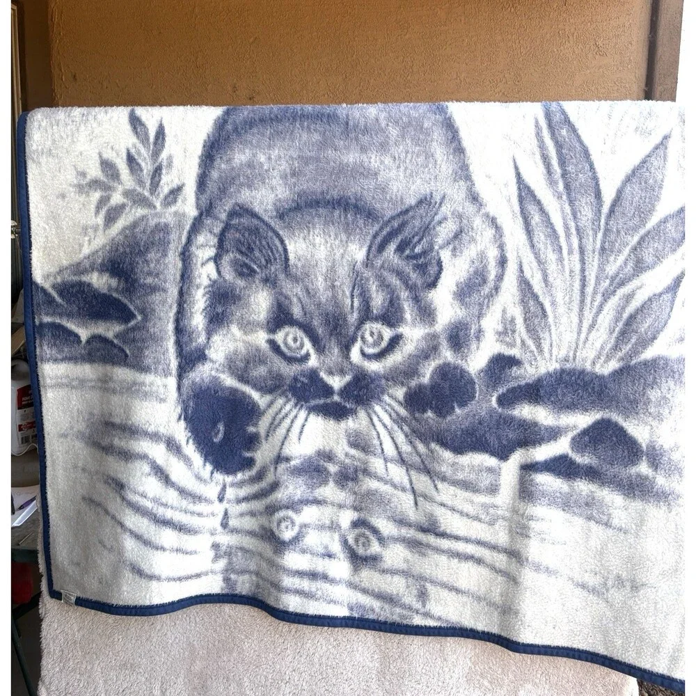 Vintage Biederlack Blue White Cat Kitty Reversible Blanket Made USA 47